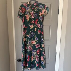 Vince Camuto Dark Green Floral Midi Dress